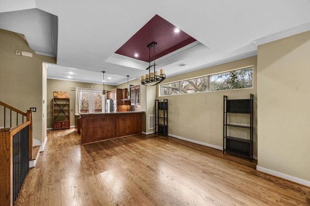 510 Jackson Hill Street, Houston, TX 77007