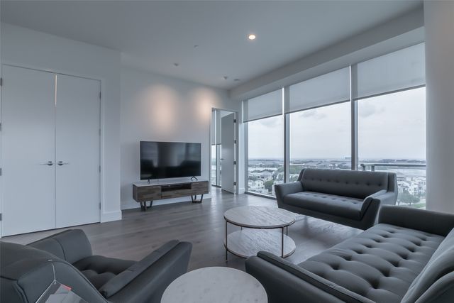 7901 Windrose Avenue 1001, Plano, TX 75024