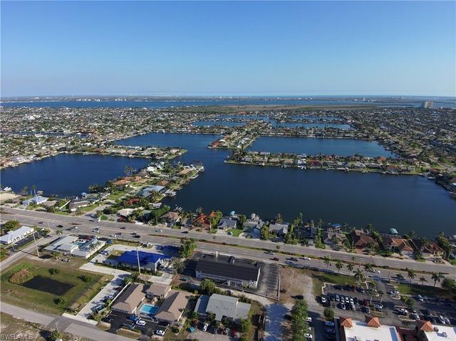628 47th ST, Cape Coral, FL 33914