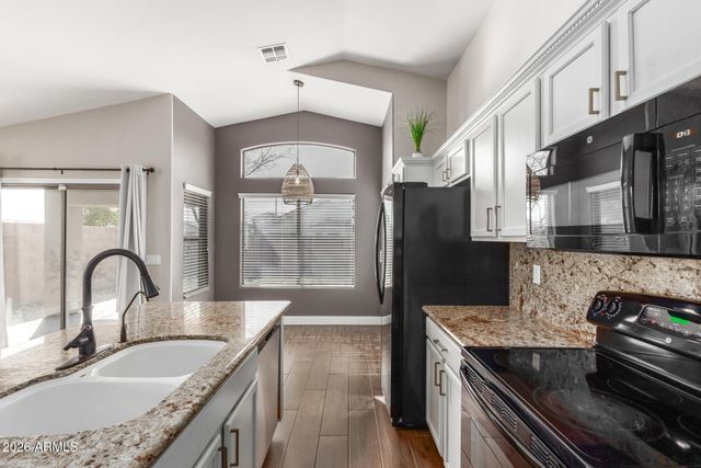 25835 W WHYMAN Street, Buckeye, AZ 85326