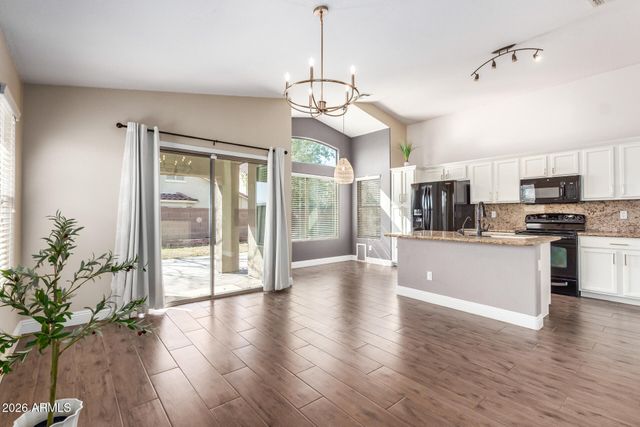 25835 W WHYMAN Street, Buckeye, AZ 85326