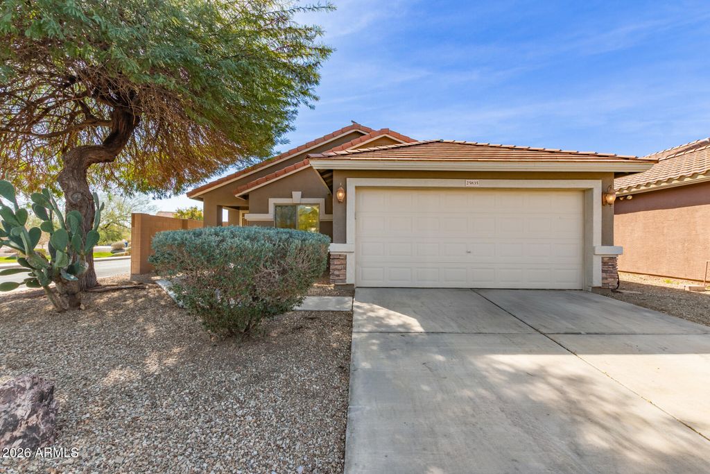 25835 W WHYMAN Street, Buckeye, AZ 85326