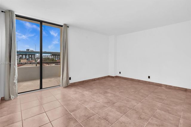 19355 Turnberry Way 3J, Aventura, FL 33180