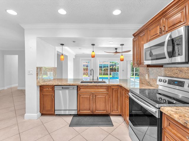 11762 NW 26th Ct, Coral Springs, FL 33065