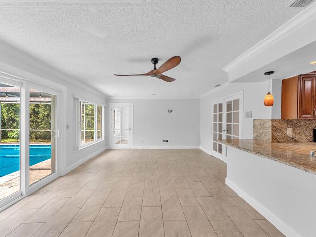 11762 NW 26th Ct, Coral Springs, FL 33065