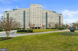 10401 GROSVENOR PL #721, Rockville, MD 20852