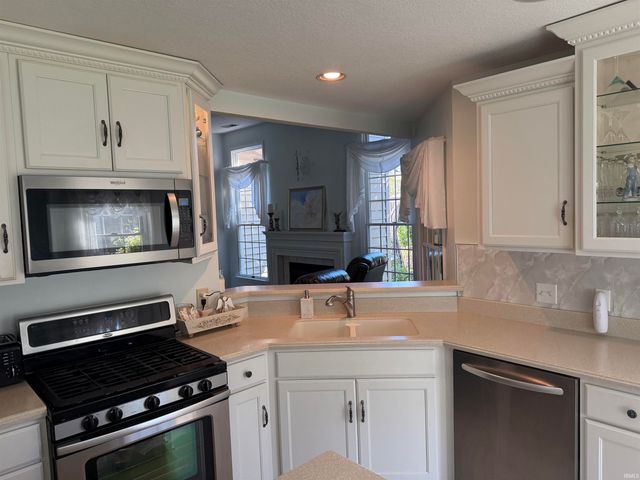 8006 Grayfield Court, Fort Wayne, IN 46825