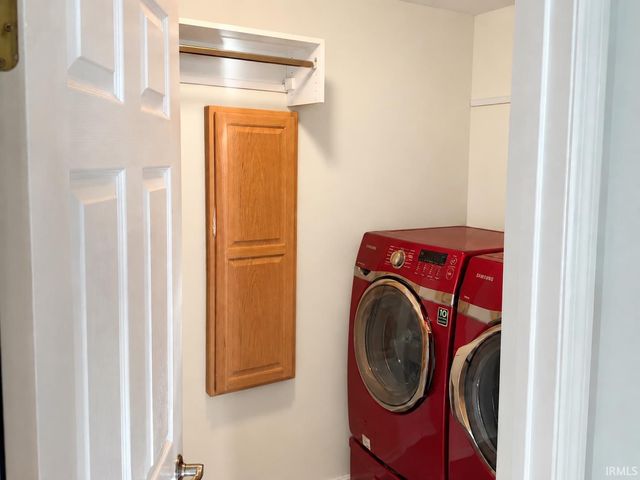 8006 Grayfield Court, Fort Wayne, IN 46825