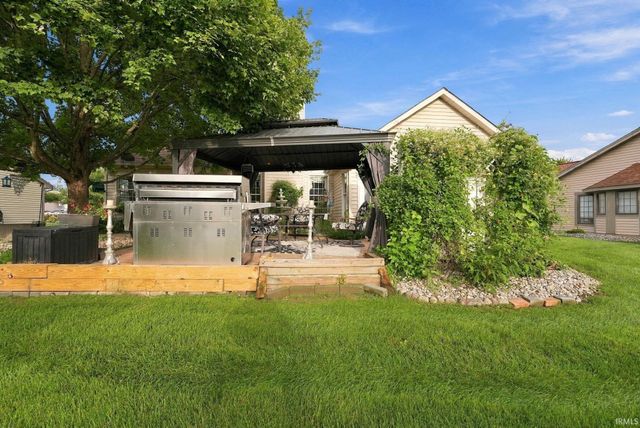 8006 Grayfield Court, Fort Wayne, IN 46825