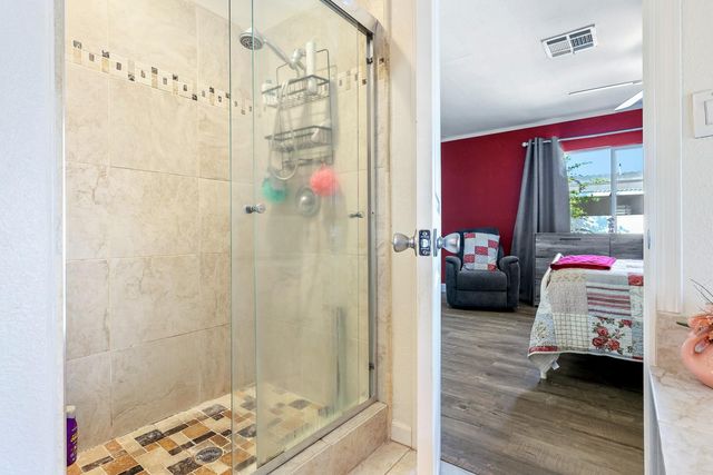 17579 Parkcliffe Lane, Friant, CA 93626