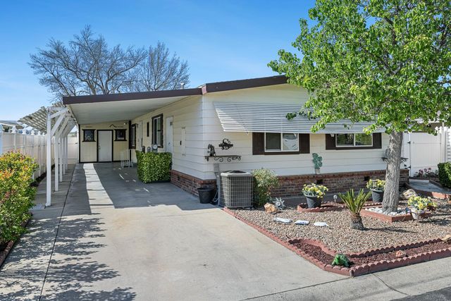 17579 Parkcliffe Lane, Friant, CA 93626