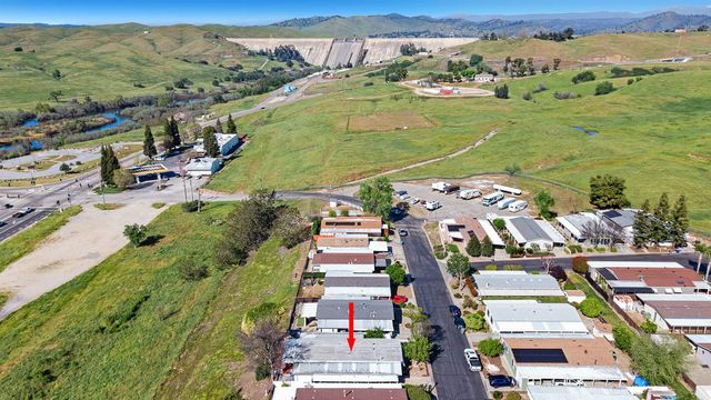 17579 Parkcliffe Lane, Friant, CA 93626