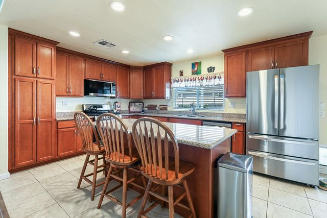 17579 Parkcliffe Lane, Friant, CA 93626