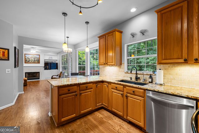 120 W Creek Court, Peachtree City, GA 30269