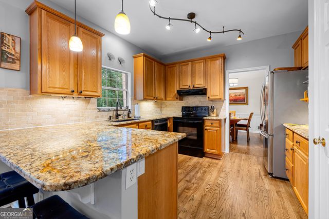 120 W Creek Court, Peachtree City, GA 30269