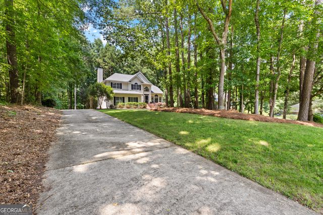 120 W Creek Court, Peachtree City, GA 30269