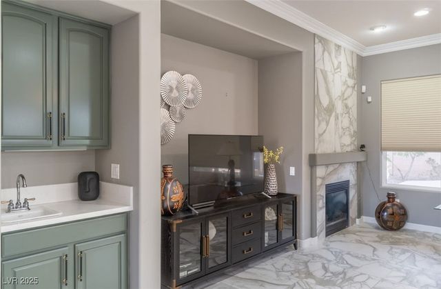 2631 Savannah Springs Avenue, Henderson, NV 89052