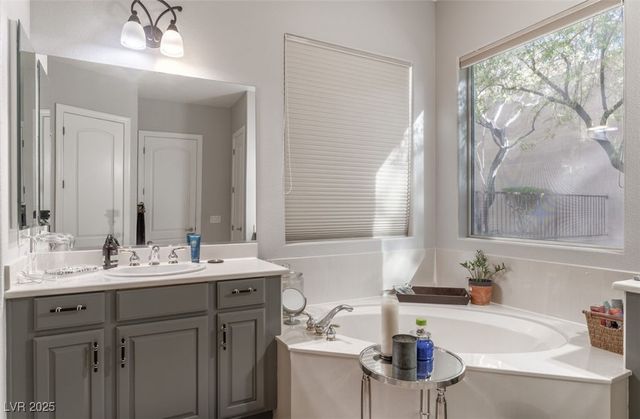 2631 Savannah Springs Avenue, Henderson, NV 89052