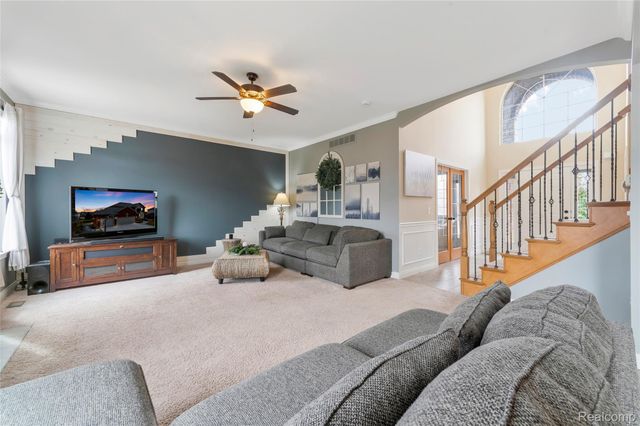 50692 Pinnacle Woods Lane, Macomb Township, MI 48042