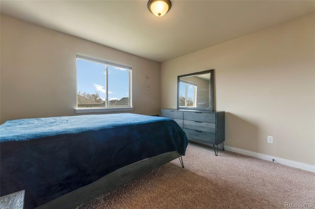 50692 Pinnacle Woods Lane, Macomb Township, MI 48042