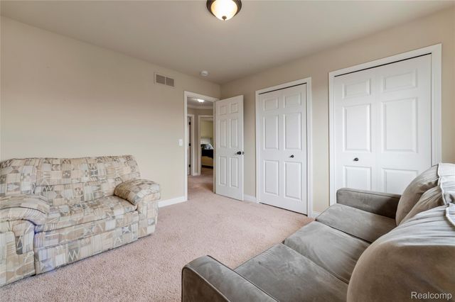 50692 Pinnacle Woods Lane, Macomb Township, MI 48042