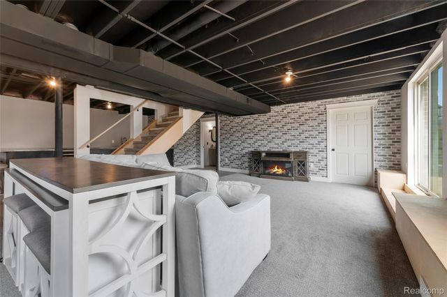 50692 Pinnacle Woods Lane, Macomb Township, MI 48042