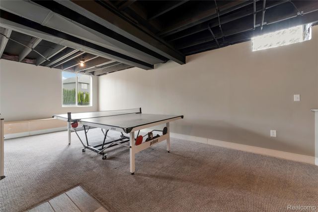 50692 Pinnacle Woods Lane, Macomb Township, MI 48042