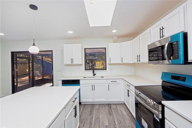 945 33rd Avenue SW, Vero Beach, FL 32968