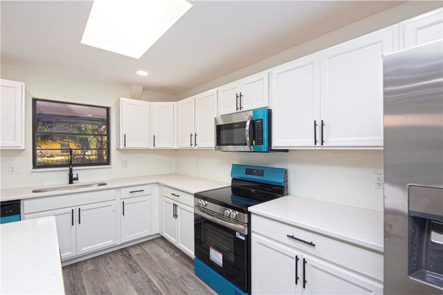 945 33rd Avenue SW, Vero Beach, FL 32968