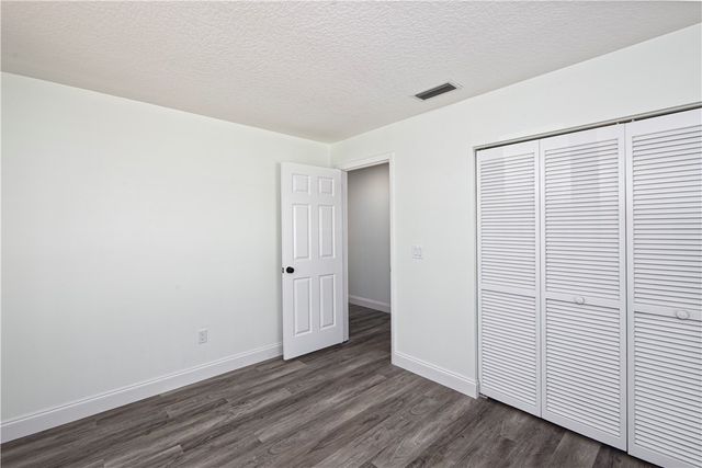 945 33rd Avenue SW, Vero Beach, FL 32968