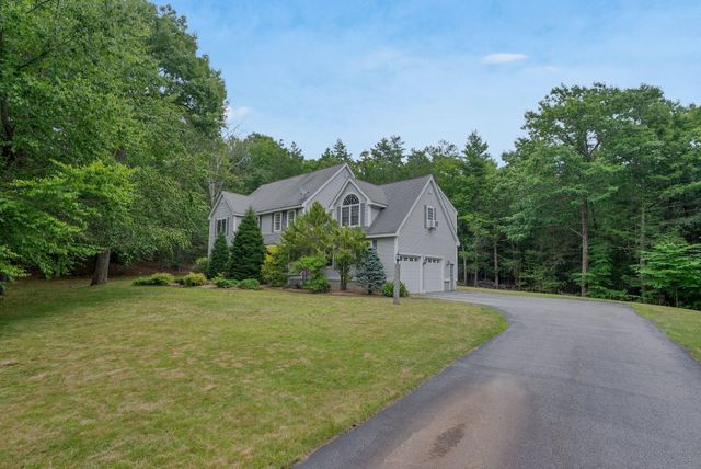 88 Crawford Road, Chester, NH 03036