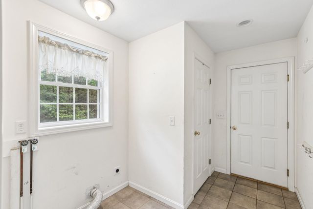 88 Crawford Road, Chester, NH 03036