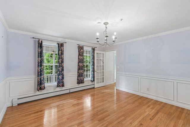 88 Crawford Road, Chester, NH 03036