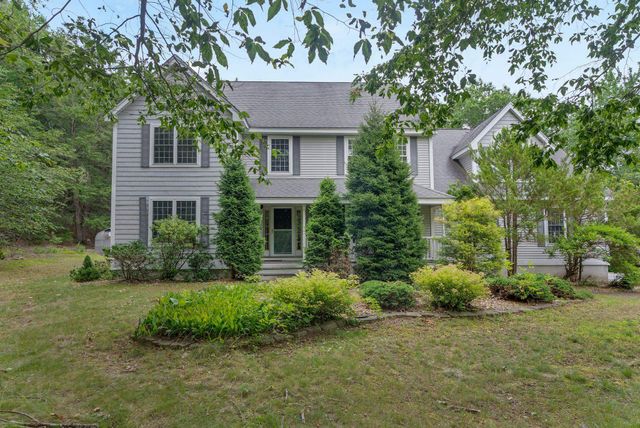 88 Crawford Road, Chester, NH 03036