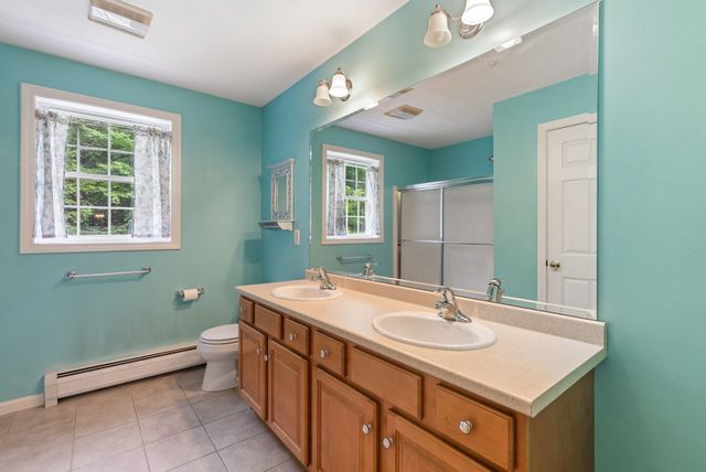 88 Crawford Road, Chester, NH 03036