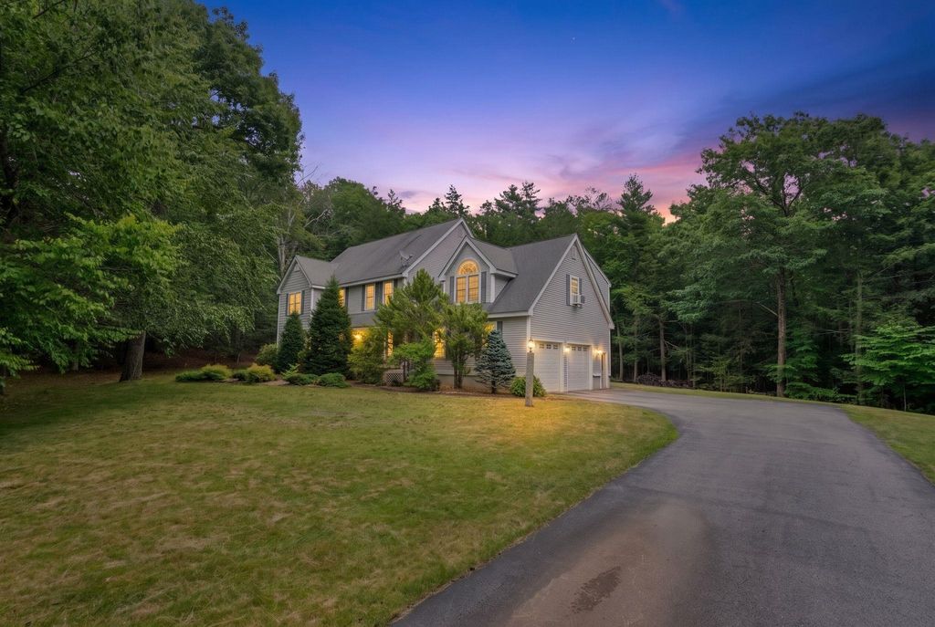 88 Crawford Road, Chester, NH 03036