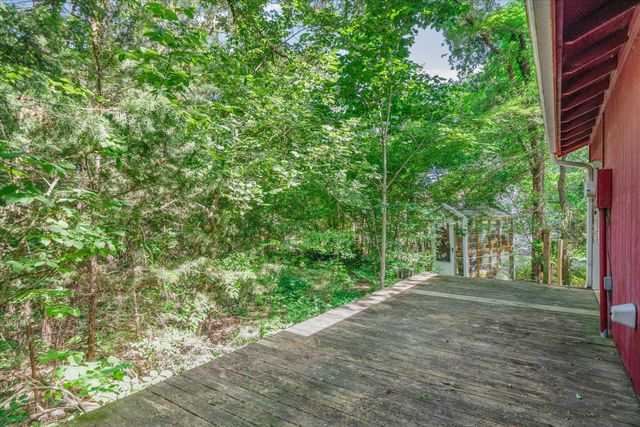 378 E Shore Drive, Wills Point, TX 75169