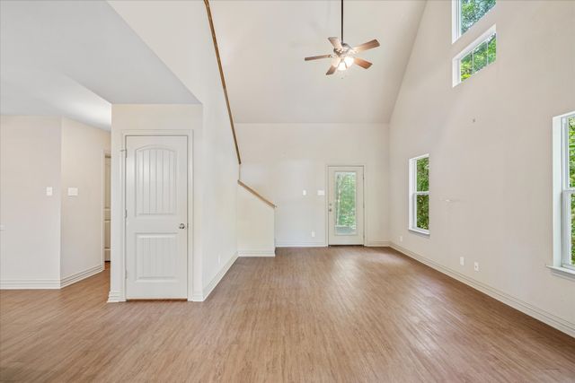 378 E Shore Drive, Wills Point, TX 75169
