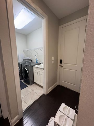 10402 ANGEL OAK COURT, Orlando, FL 32836