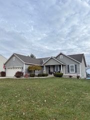 7932 Westside Drive, Hudsonville, MI 49426