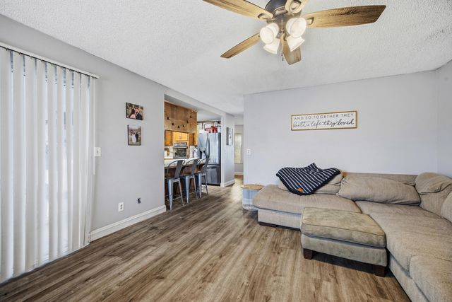 2030 S Woodland Street, Visalia, CA 93277