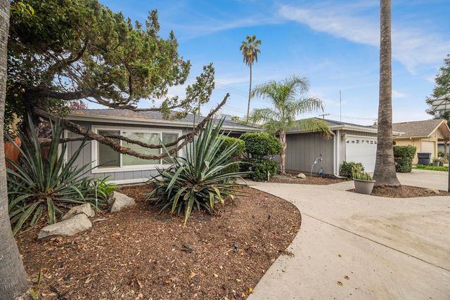 2030 S Woodland Street, Visalia, CA 93277