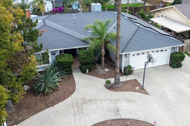 2030 S Woodland Street, Visalia, CA 93277