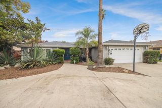 2030 S Woodland Street, Visalia, CA 93277