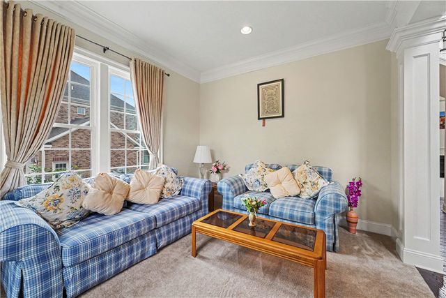 303 Connemara Ct, Pine Twp, PA 16046