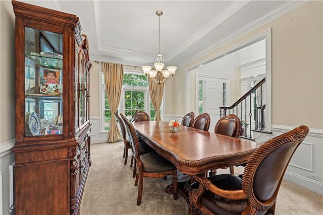 303 Connemara Ct, Pine Twp, PA 16046