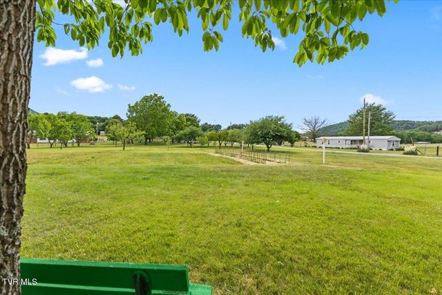 120 Maple Lane, Jonesborough, TN 37659