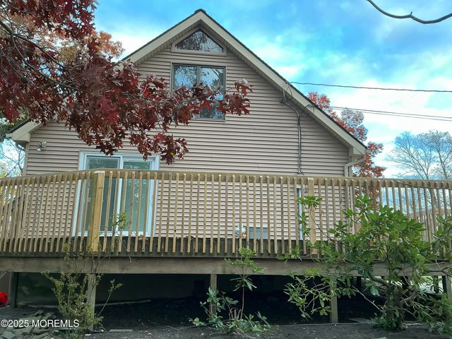 100 Solomon Street, Howell, NJ 07731