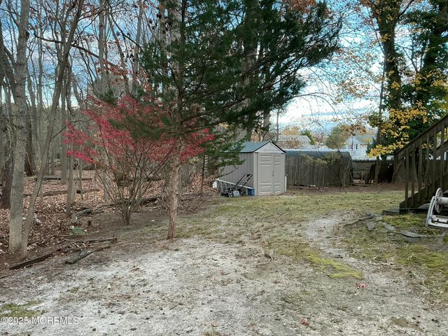 100 Solomon Street, Howell, NJ 07731