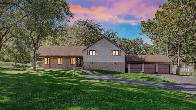 3317 E Buried Oak Drive, Crete, IL 60417